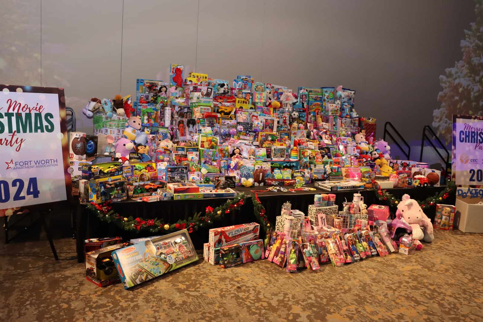 FWAA Christmas Party—Over $20,000 in Toys and Cash Donated!